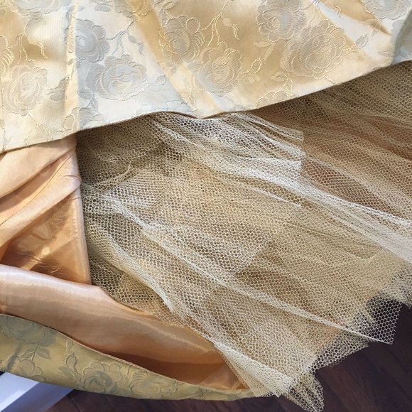 Vintage late 50s/early 60s Gold brocade dress - Picture 13 of 13